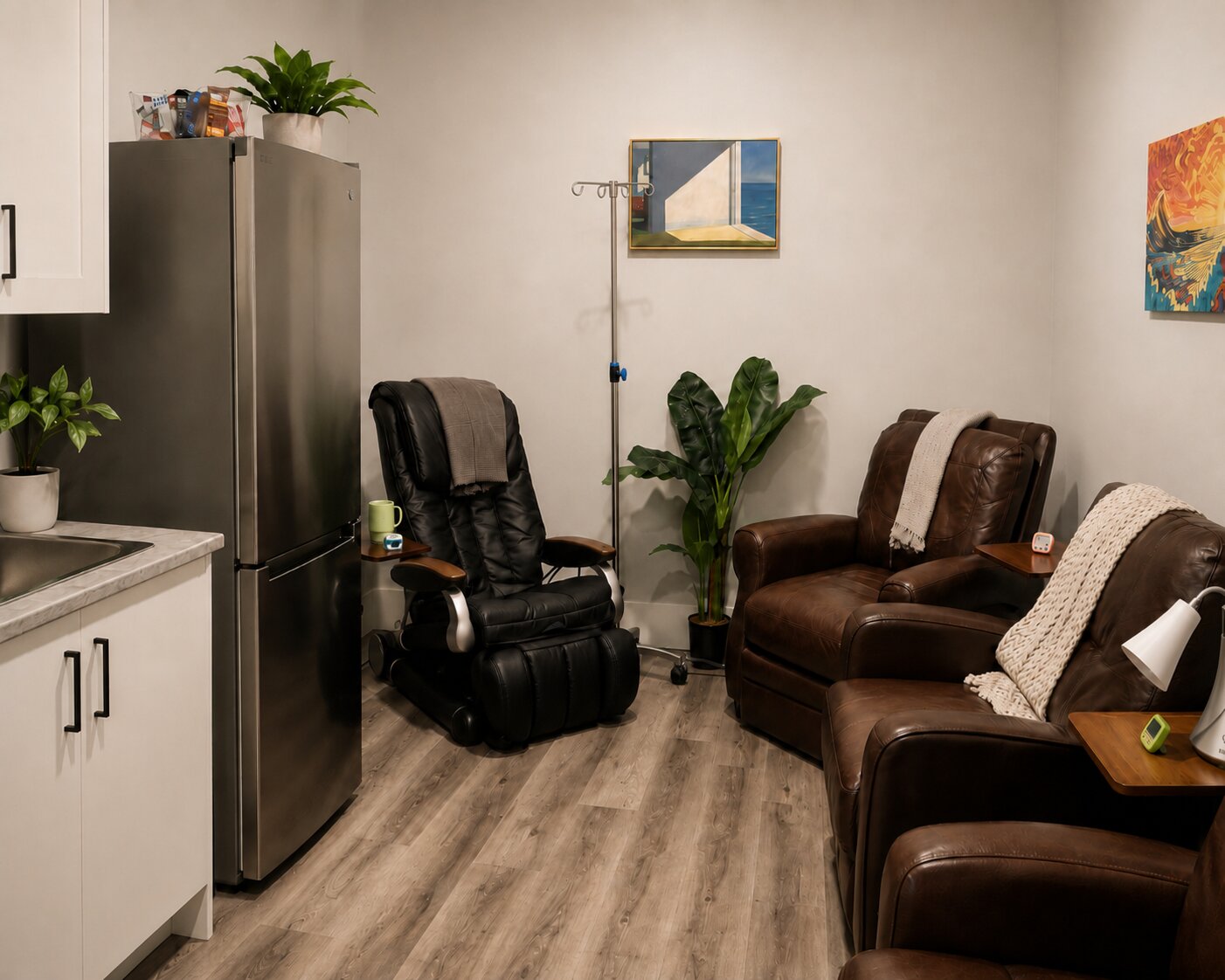 The Integral IV treatment room in Duncan, BC, with comfortable leather recliners